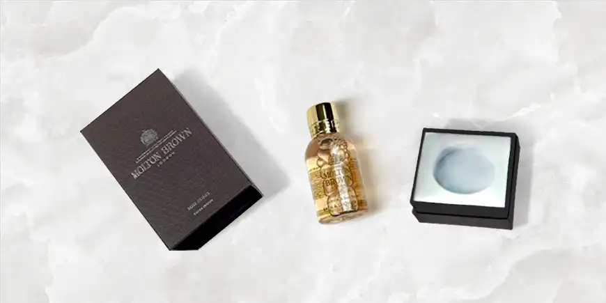 Premium rigid lid and base box for fragrance packaging with leather texture and protective insert